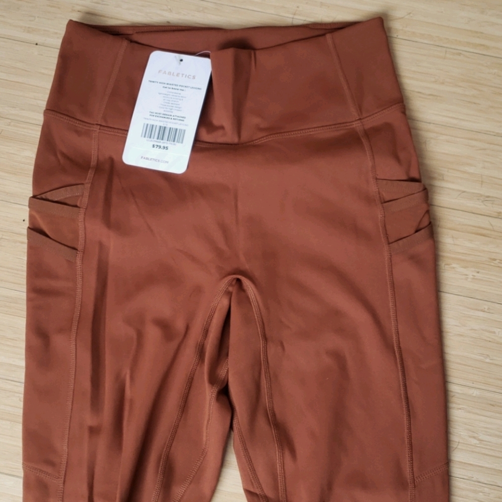 Fablectics Trinity high waisted pocket legging S